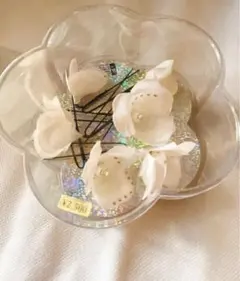 ウェディング結婚式にも♡白パール&ラインストーンのお花ピン5個セット定価2500