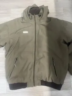 Columbia フード付きダウン