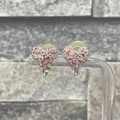 ま*ぐ様 未使用　SWAROVSKI ピンクハート型クリップイヤリング