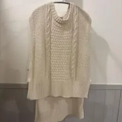 Samasna Mos2 blue アイボリー ニットベスト