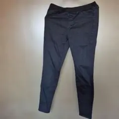 ブラック スキニーパンツ ゴムと紐付き