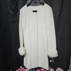 CECIL McBEE ファー付きホワイトロングコート