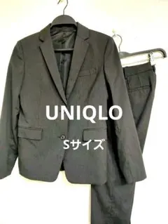 美品　UNIQLO ストライプ　パンツスーツ 上下セット　黒　Sサイズ