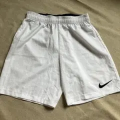 【未使用】NIKE Dri-FIT ハーフサッカーパンツ ホワイト M