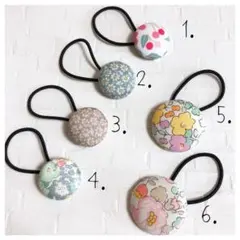 パッチンピン　くるみボタン　リバティ　ドットミニヨン　ハンドメイド　ヘアアクセ