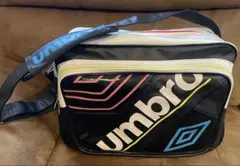 umbro ショルダーバッグ ブラック/ホワイト