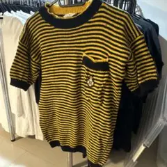 HOT CONNECTION 黒と黄色のストライプ ニット　半袖