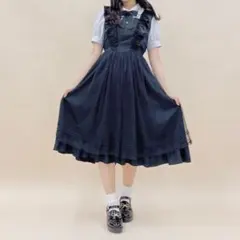 axes femme POETIQUE トランプ刺繍エプロン風ワンピース