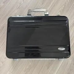 ZEROHALLIBURTON アタッシュケース　ビジネスバッグのサムネイル