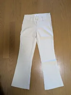 ブーツカット ローライズデニム