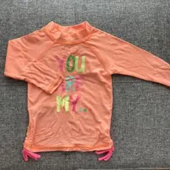 オレンジ色ラッシュガード 95-100cm