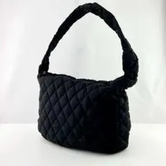 【ラスト1点】ふわふわ キルティング ショルダーバッグ ブラックA4対応 大容量