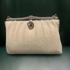 新品未使用☆本日お値下げ！パールビーズ クラッチバッグ