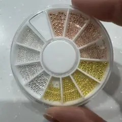 シルバー ゴールド　ピンクゴールド 4サイズ 粒 球体 ネイルパーツ