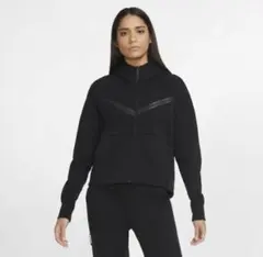 NIKE ウィメンズ　テックフリース　フルジップフーディ