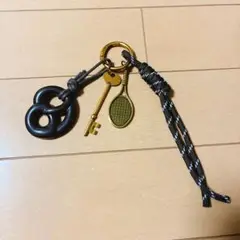 チャーム ユニークな プレッツェル型 キーホルダー テニスラケット キー
