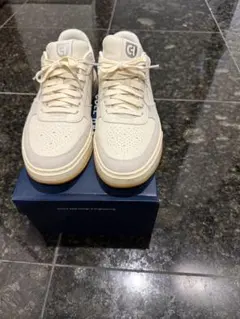 COLE HAAN アイボリースニーカー