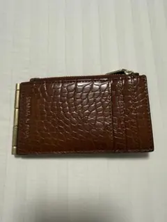 CHARLES & KEITH フラグメントケース