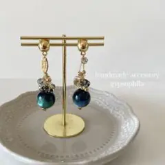 Item thumbnail for item 4a7d5458-cf42-4d25-9fd0-7315370a804f