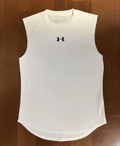 Under Armour HeatGear アンダーシャツ　ホワイト　SM