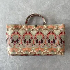 美品 LIBERTYリバティプリントを使ったバッグインバッグ Ianthe
