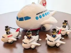 DyDo プルバックプレーン with客室乗務員 4体セット JAL パスケースのサムネイル