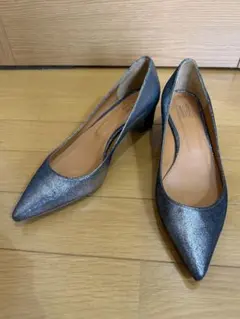 PIPPICHIC PARIGOT メタリック ポインテッドトゥ ハイヒール