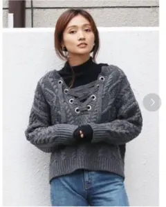 ungrid レースアップケーブルニット