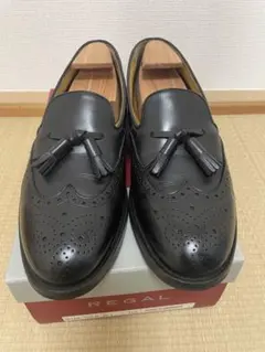 REGAL タッセル付き黒ローファー