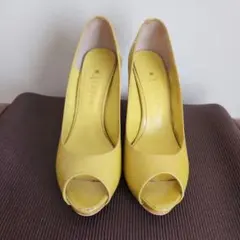 DIANA　エナメルパンプス　23.５センチ