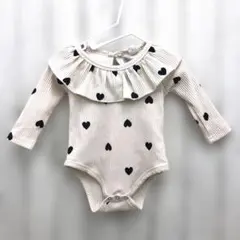 SHEIN ベビー服 女の子 ロンパース ハート柄 68cm 【b1367】