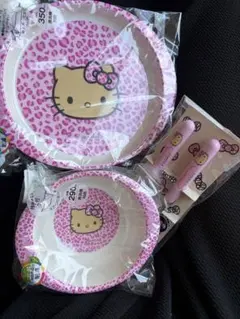 新品　日焼けキティ　ハローキティ 食器3点セットしまむらのサムネイル