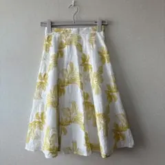JUSGLITTY 刺繍　花柄　フレアスカート　裏地あり　総柄　キレイめのサムネイル