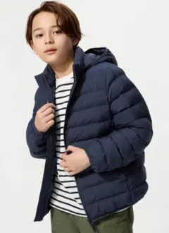 ユニクロ　パフテックウォッシャブルパーカ（ネイビー）