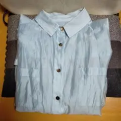 ライトブルー 長袖シャツ ポケット付き