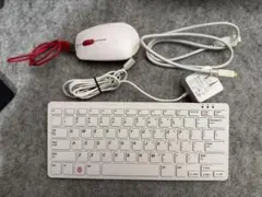 raspby Pi 400 純正付属品付きのサムネイル