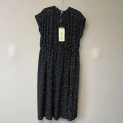 ウエストゴム調整可　ワンピース半袖