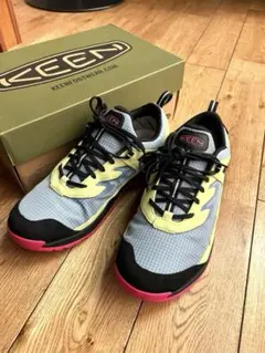 KEEN キーン ハイトレイル ミッド ウォータープルーフ - メルカリ