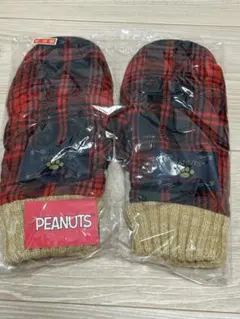 【新品】スヌーピー　ミトン　手袋　赤