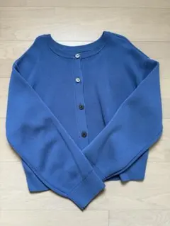 ブルーカーディガン