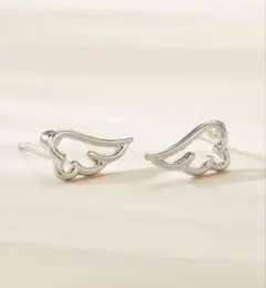 シルバー 羽型 スタッドピアス