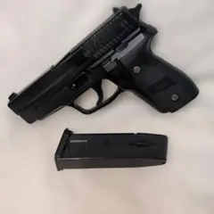 東京マルイ製　 p228 10歳以上対象　エアコッキングガンのサムネイル