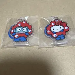 サンリオ　ミャクミャクなりきりアクリルチャーム　キティ　ハンギョドン　2個