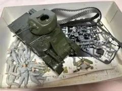 残パーツいろいろと 多分部品足りないであろう途中の戦車セットのサムネイル