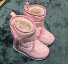 プリンセス柄ピンクブーツ　スノーブーツ