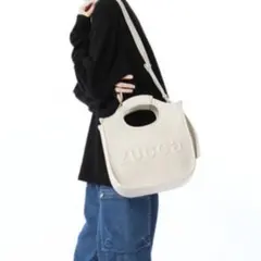 ZUCCA クリーム色 レザーハンドバッグ