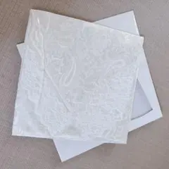 レースハンカチ