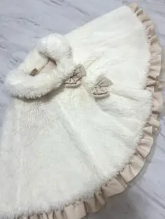 petit main フリル付きホワイトポンチョ