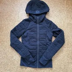 Lululemon フード付きダウンベスト サイズ4 ブラック Lululemon フード付きダウンベスト ブラック - メルカリ