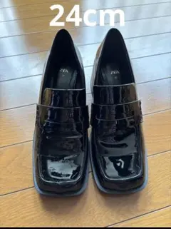 ZARA ザラ エナメル チャンキーヒール パンプス ブラック 24cmのサムネイル